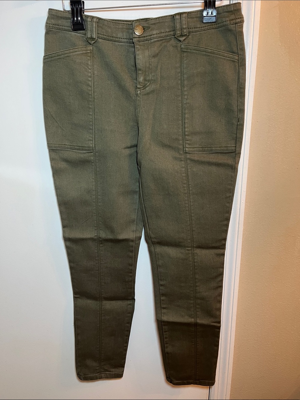 Natural Reflections Olive Utility Pants with Front Pocket Detail